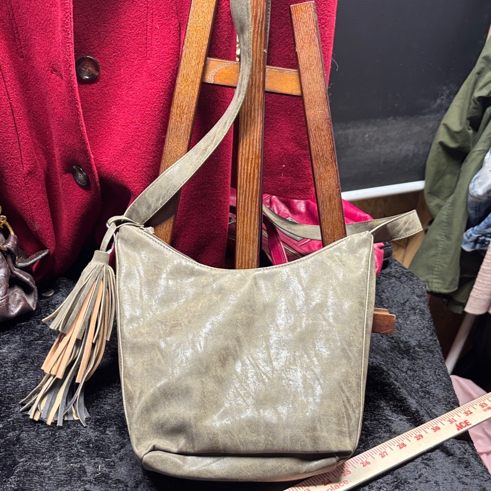 Canyon River Blues Olive Crossbody Bag